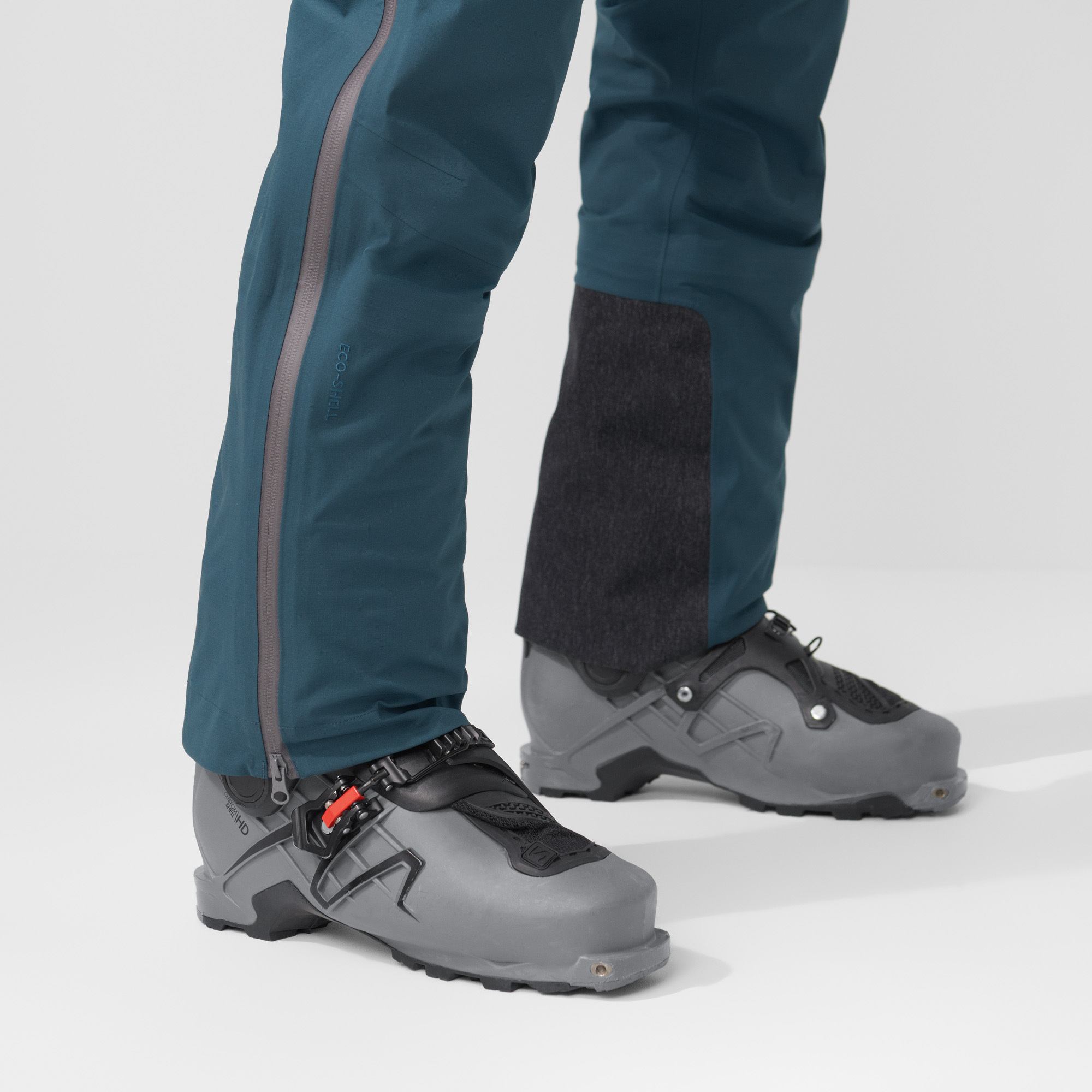 10798-bergtagen-eco-shell-trousers-m–1.webp