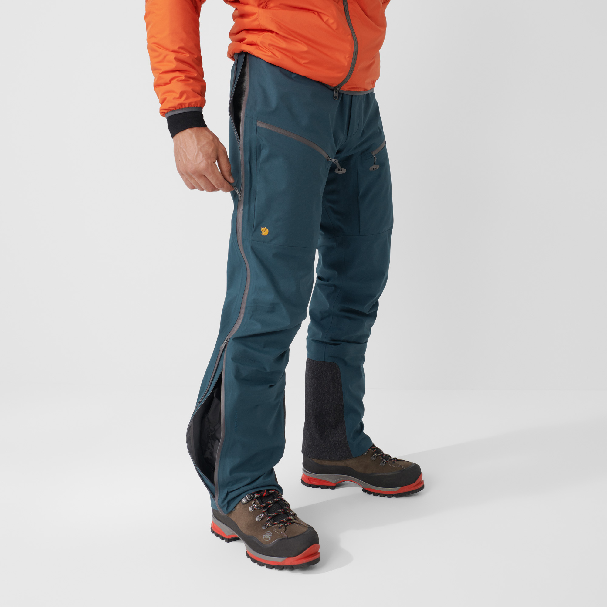 10798-bergtagen-eco-shell-trousers-m–1.webp