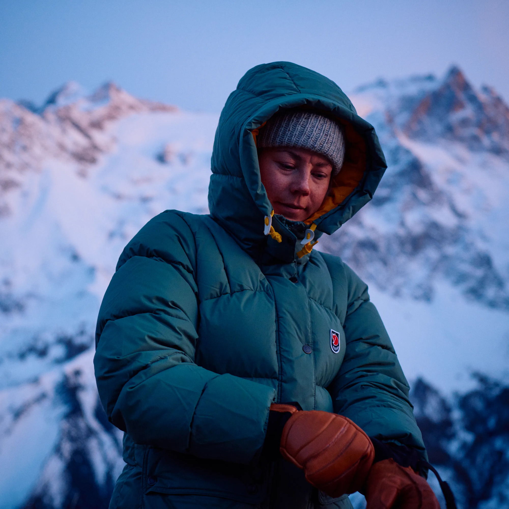 12922-expedition-down-lite-jacket-w–1.webp