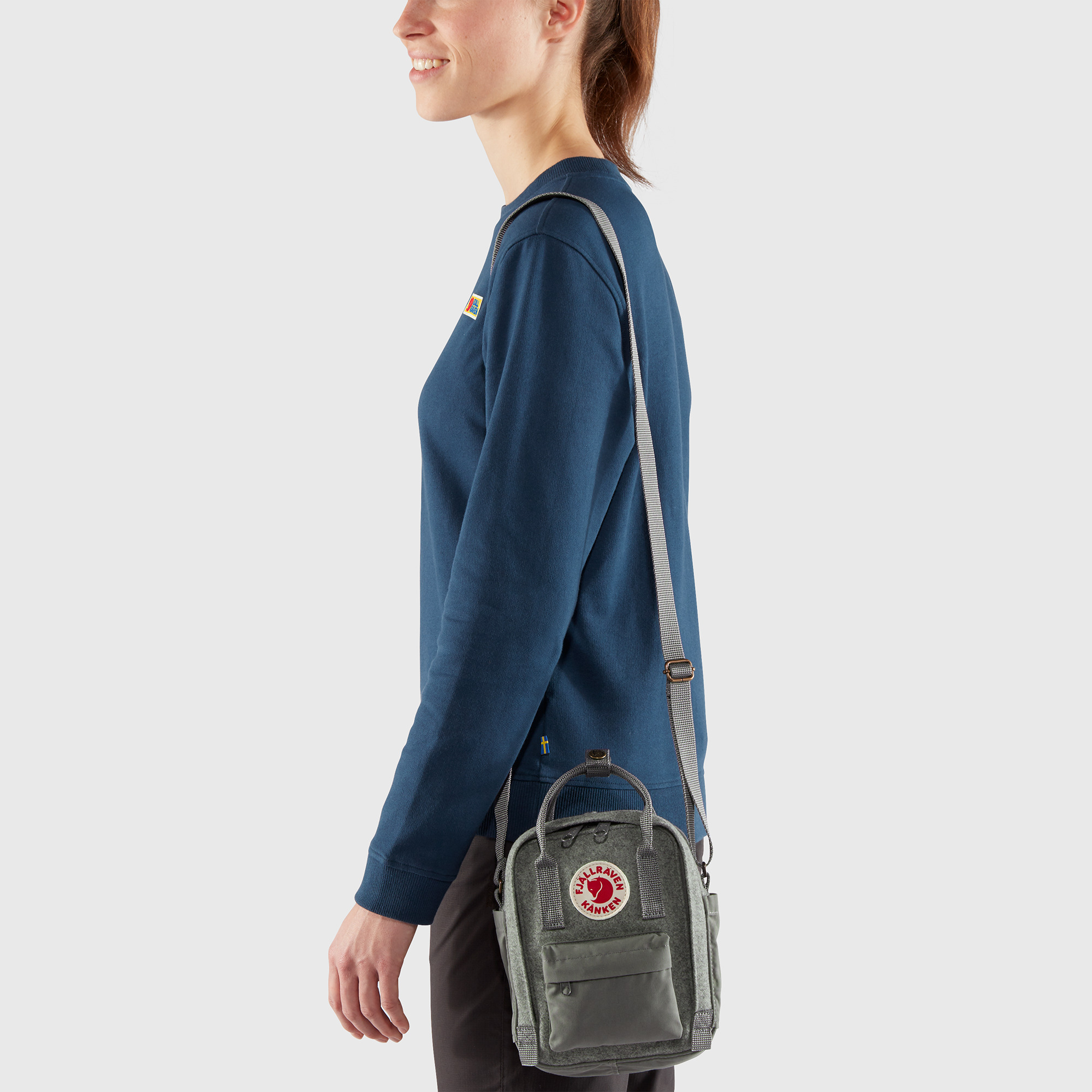 13-kankan-re-wool-sling–1.jpg