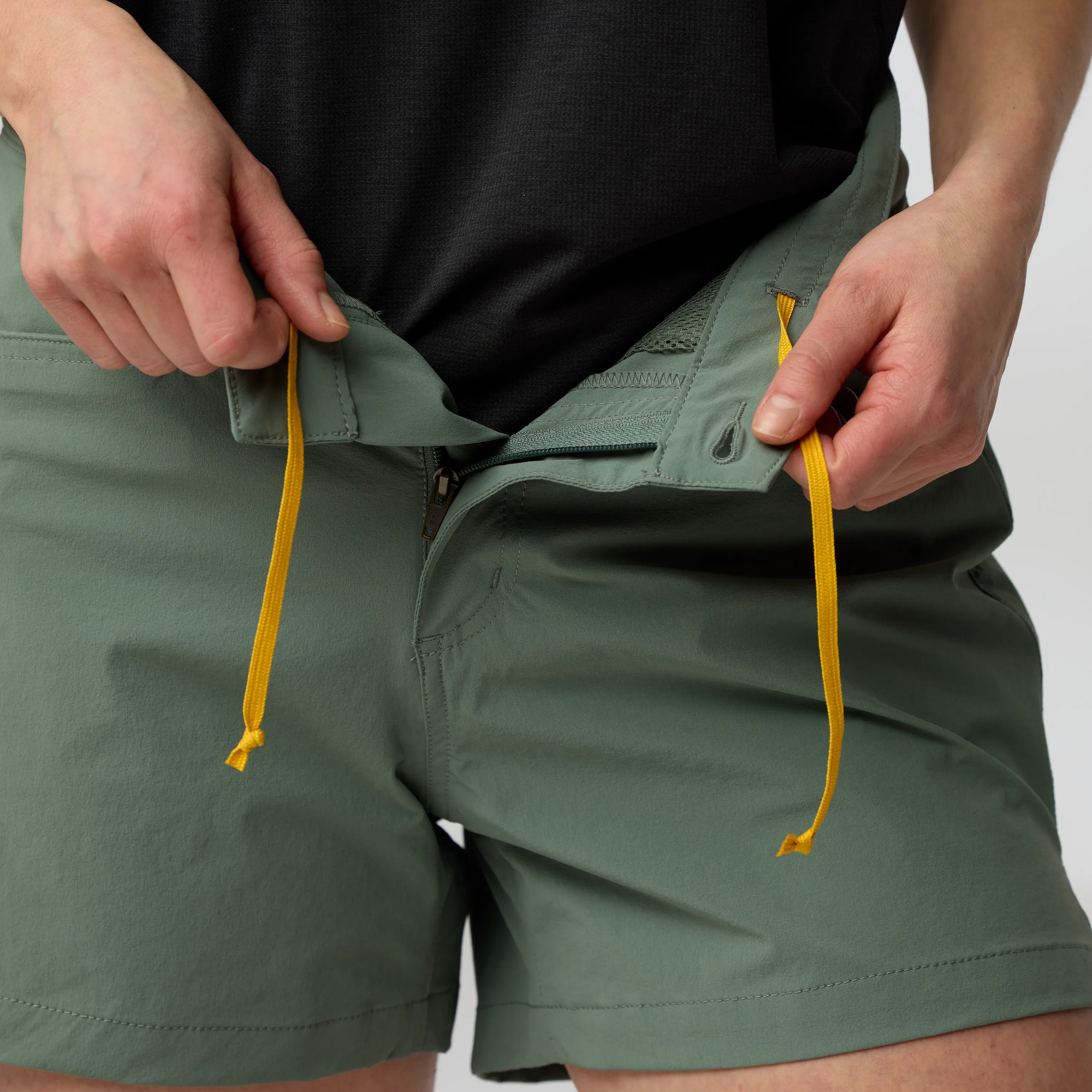 1468-high-coast-lite-shorts-w–1.jpg