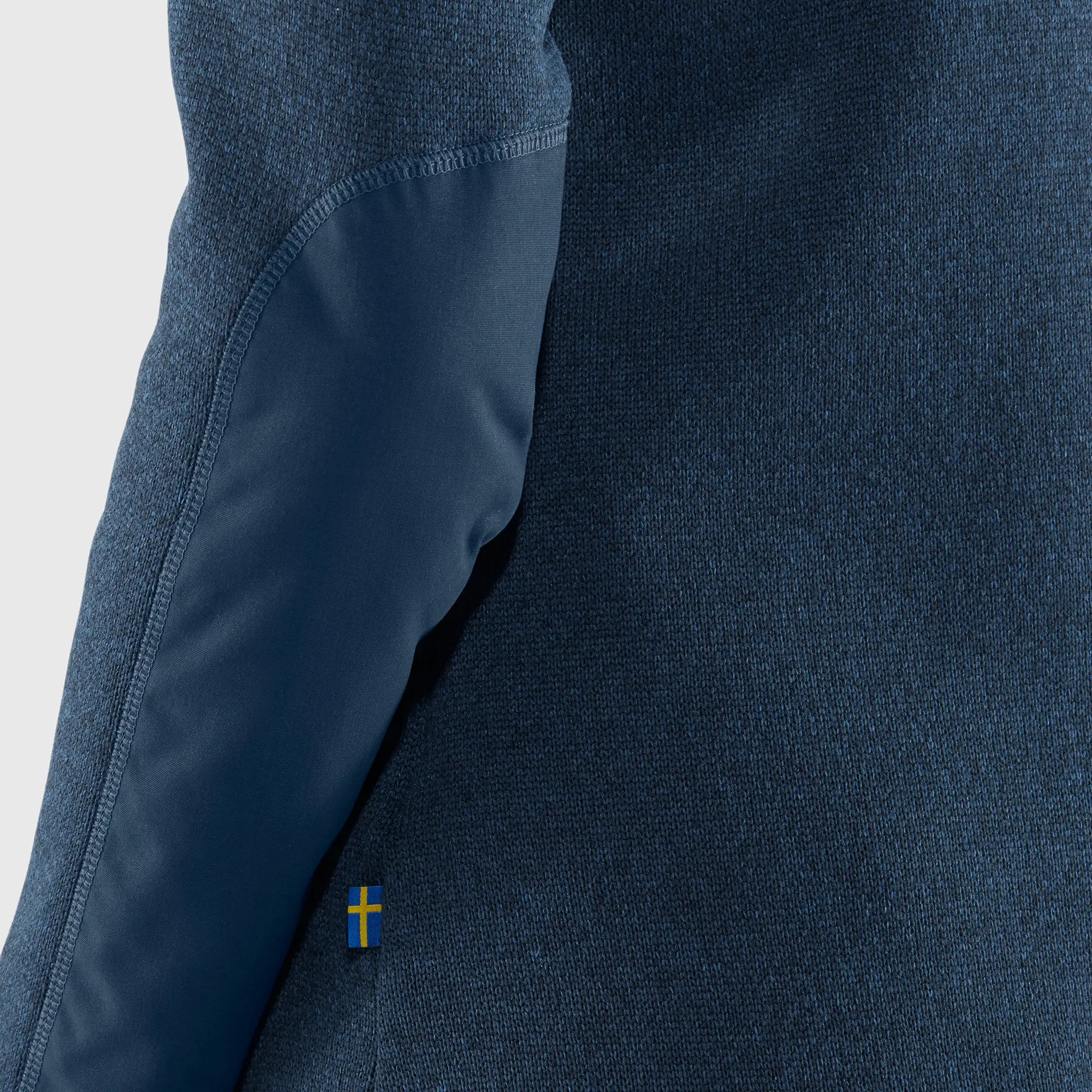 15603–xd6-vik-fleece-zip-sweater-w–1.jpg