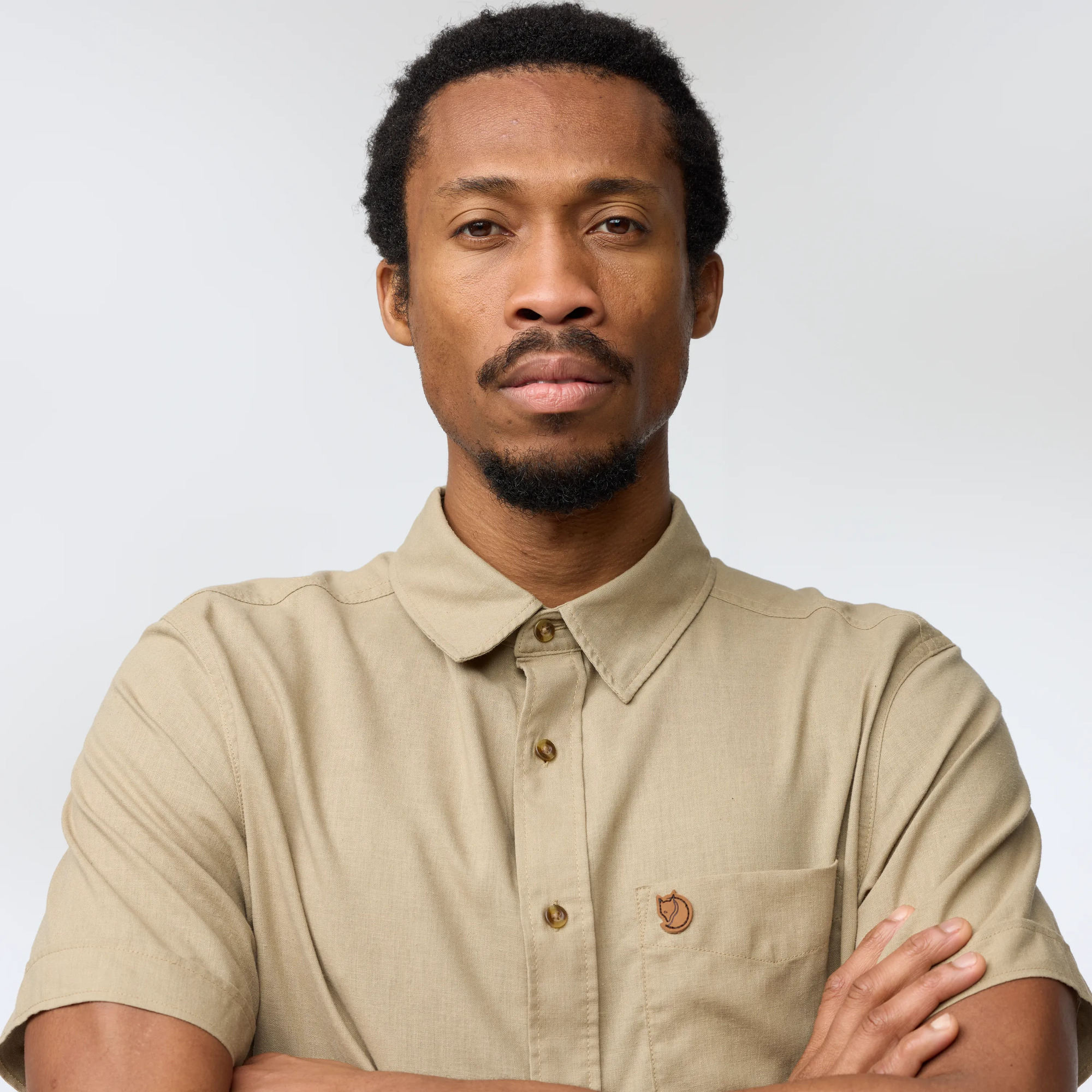 1812–xd6-vik-travel-shirt-ss-m–1.jpg