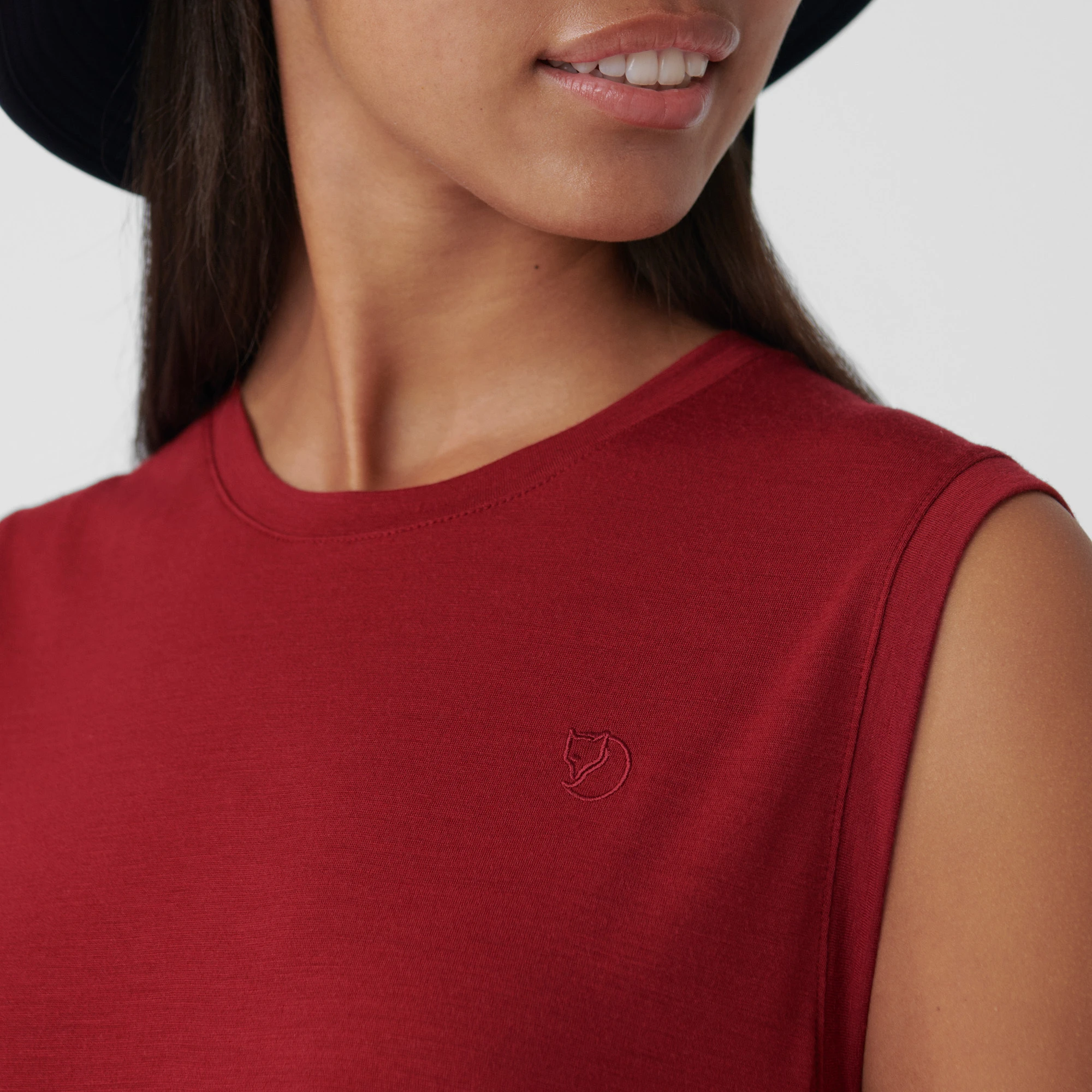 2267-abisko-wool-tank-top-w–1.jpg