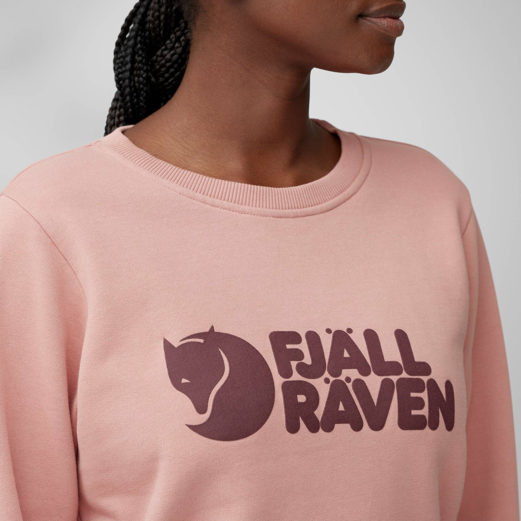 267-fj-llr-ven-logo-sweater-w–1.jpg