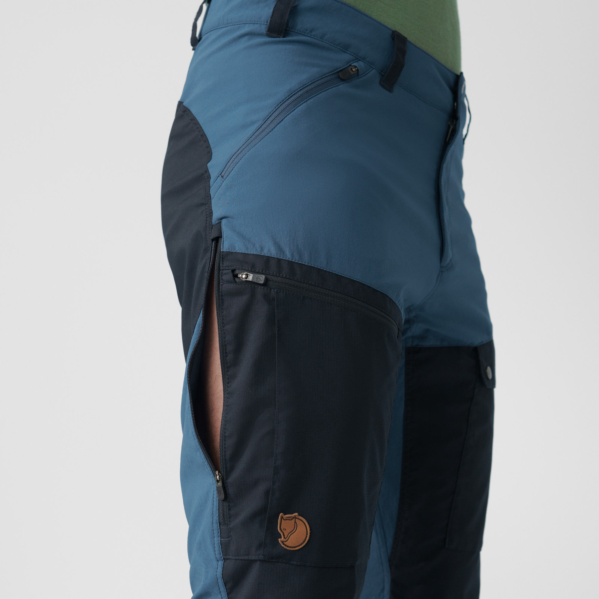5101-abisko-midsummer-trousers-m-long–1.jpg