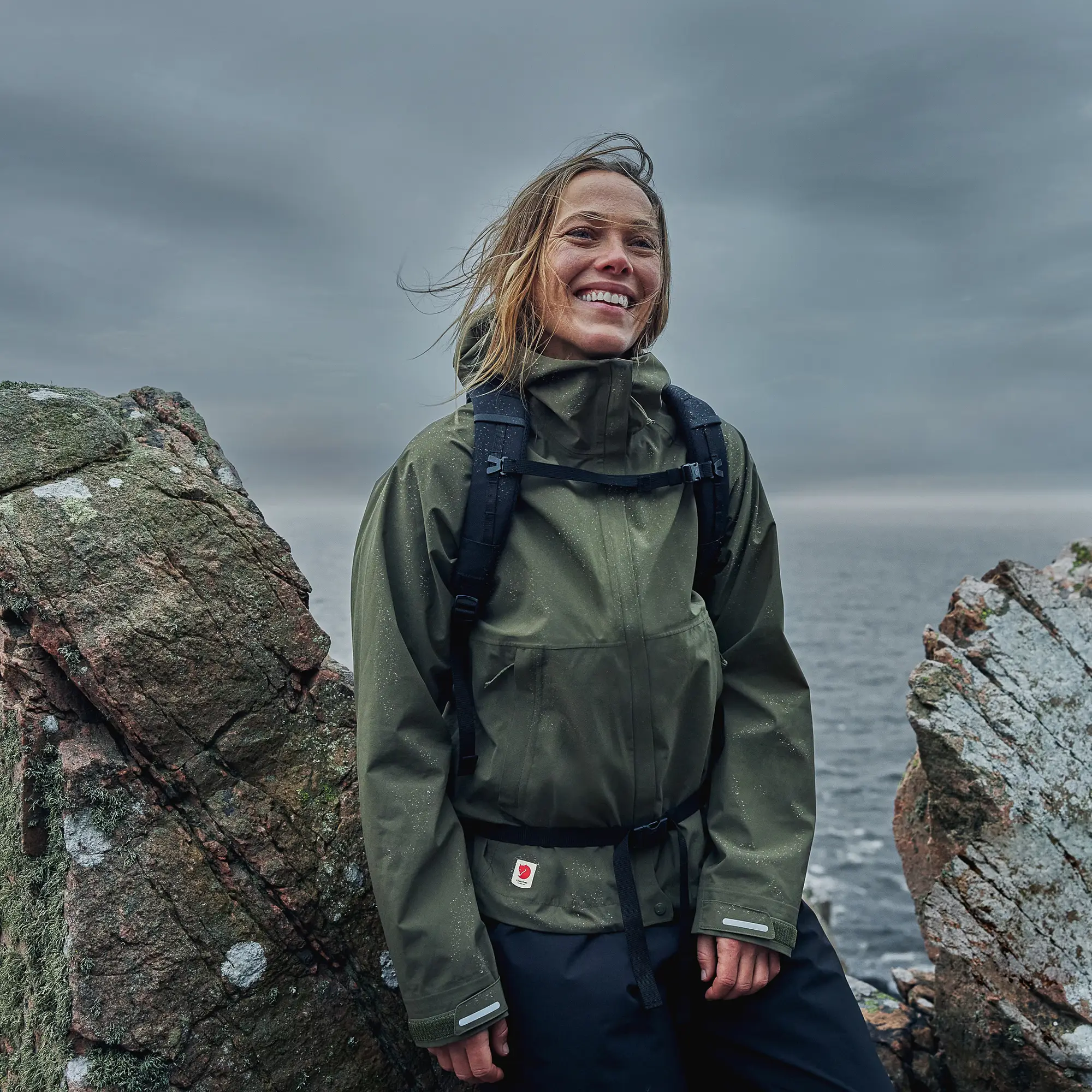 8461-high-coast-hydratic-trail-jacket-w–1.jpg