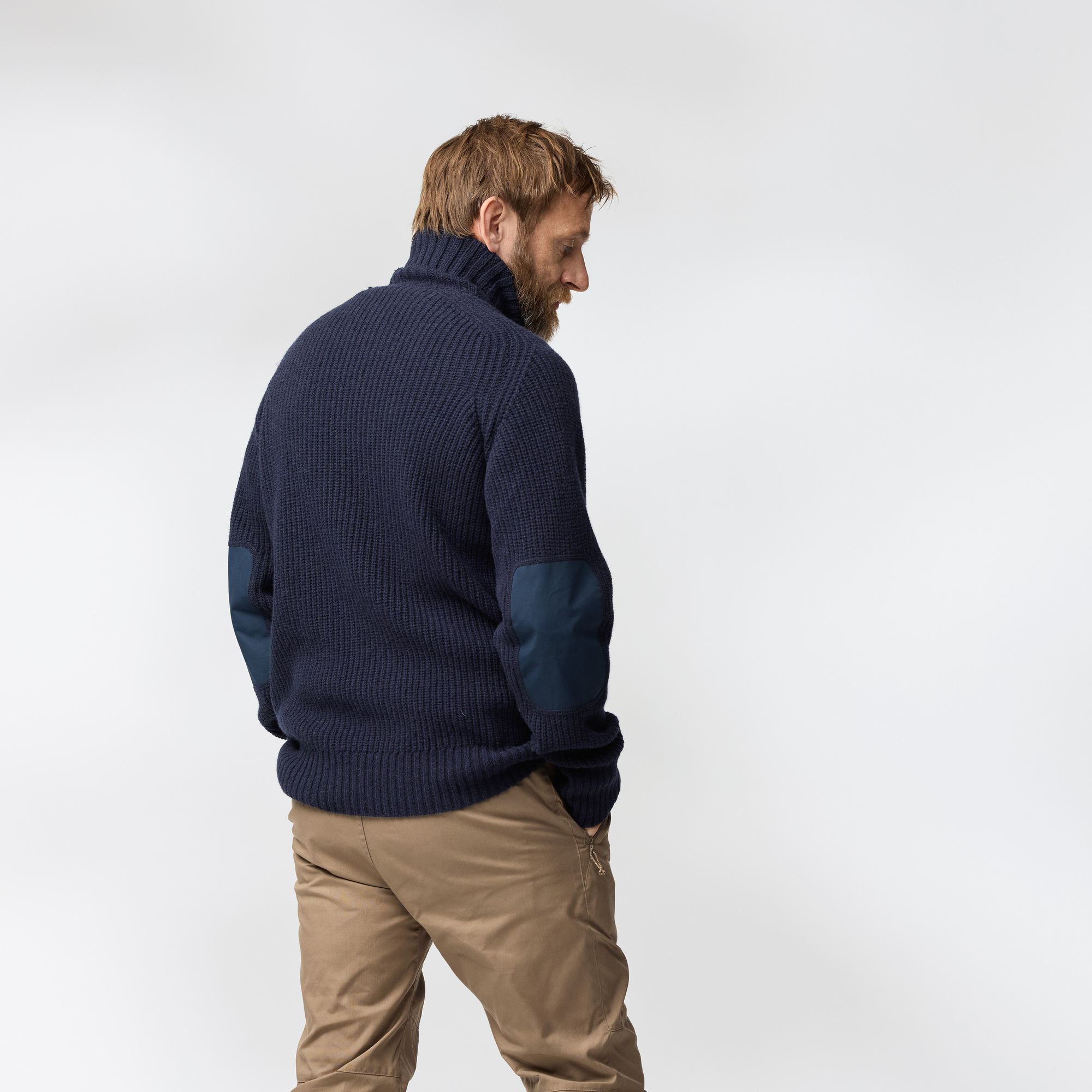 9500–xd6-vik-roller-neck-sweater-m–1.jpg