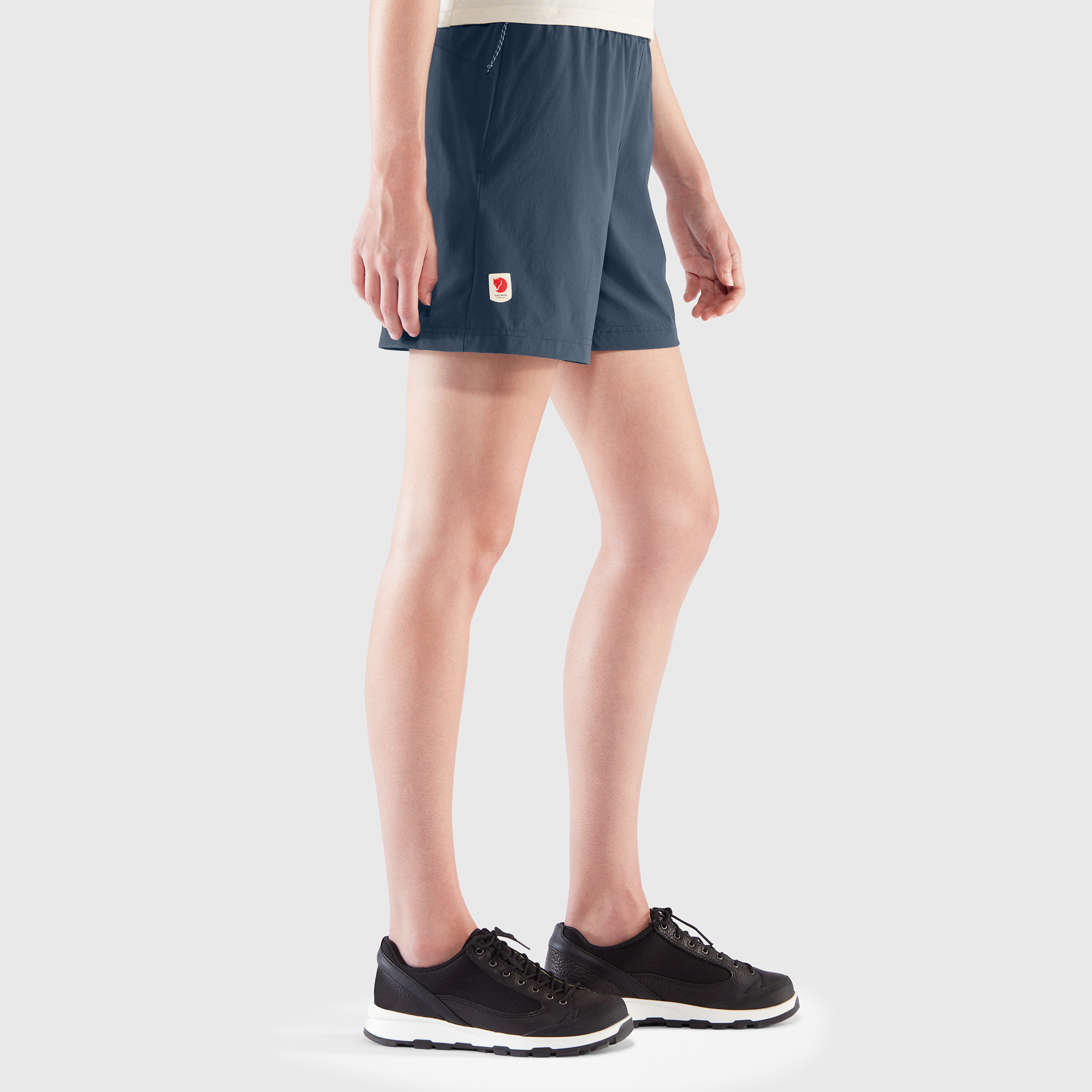 966-high-coast-relaxed-shorts-w–1.webp